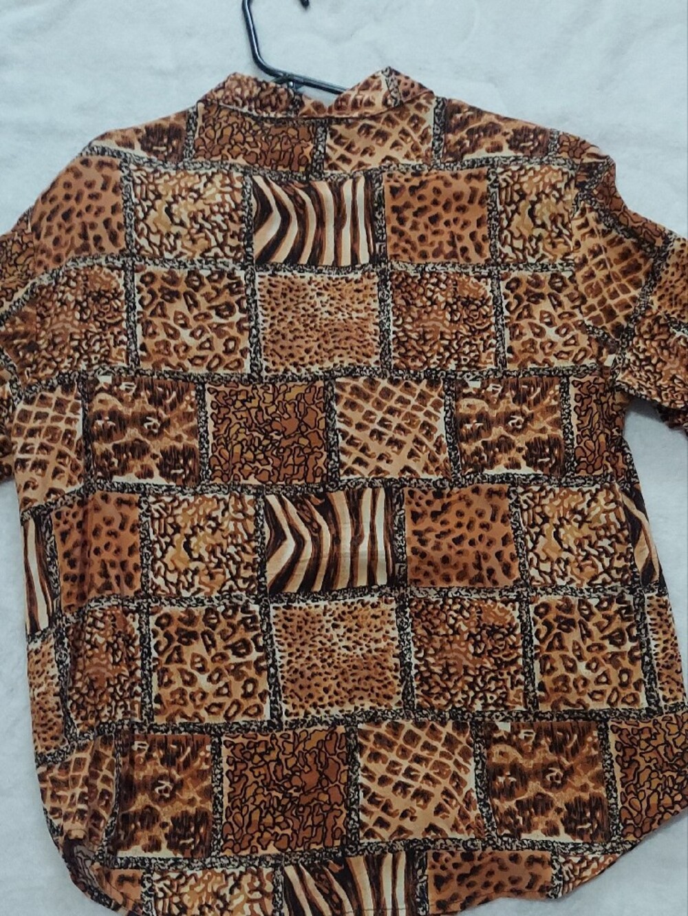 6 for $10 M&M Womens Short Sleeve Animal Print Shirt - Brown - Picture 8 of 8